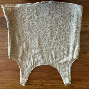 Dana Buchman Cream Top with Gold Accents